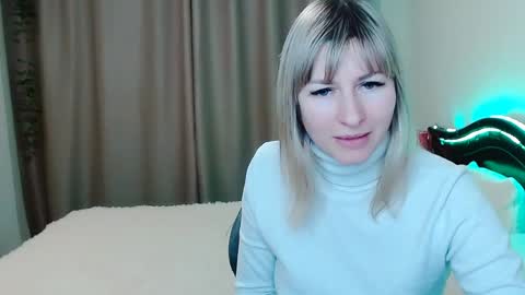incredible_ariela online show from December 3, 2:05 pm