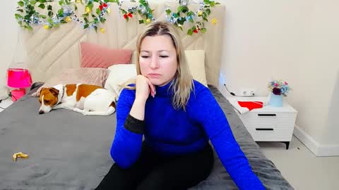 incredible_ariela online show from January 13, 6:18 am
