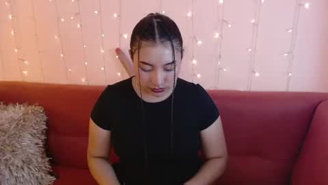 incredible_foxxy online show from July 27, 4:19 am