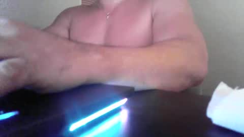IncredibleSexy online show from May 10, 1:33 am