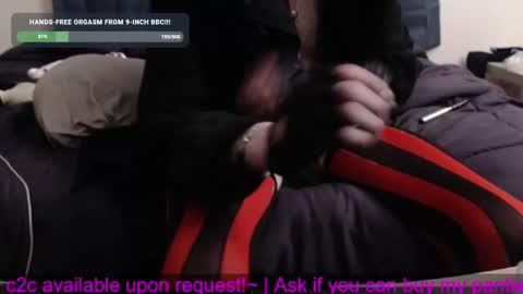 Snapshot of incubussy_x chatting on January 5, 2:19 pm Incubussy X online show from January 5, 2:19 pm