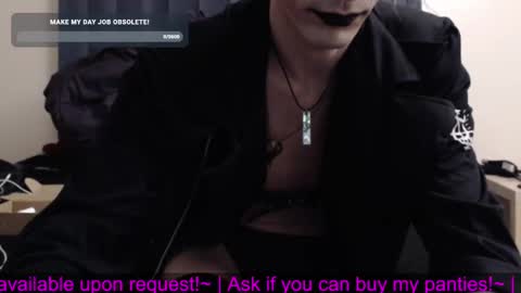 Snapshot of incubussy_x chatting on January 7, 5:43 am Incubussy X online show from January 7, 5:43 am