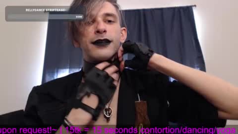Snapshot of incubussy_x chatting on January 8, 11:30 pm Incubussy X online show from January 8, 11:30 pm