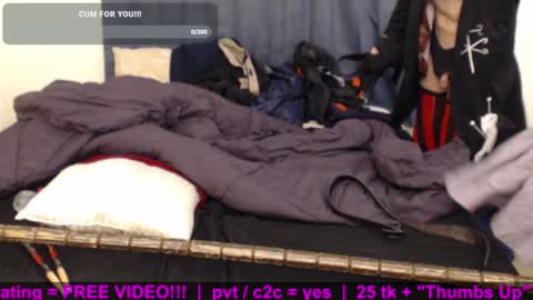 Snapshot of incubussy_x chatting on January 11, 6:03 am Incubussy X online show from January 11, 6:03 am