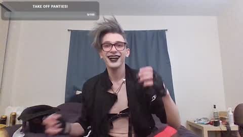 Snapshot of incubussy_x chatting on January 15, 3:43 am Incubussy X online show from January 15, 3:43 am