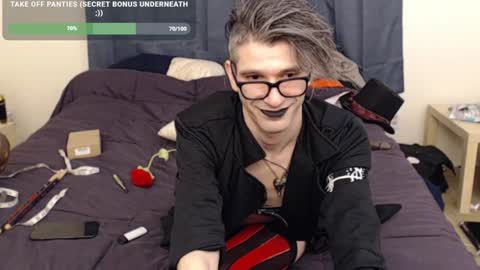 Snapshot of incubussy_x chatting on January 15, 9:56 am Incubussy X online show from January 15, 9:56 am