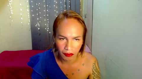 Snapshot of indaypakay_ts chatting on December 26, 7:56 am Pakay online show from December 26, 7:56 am