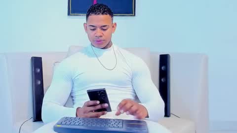 Snapshot of independent_project chatting on October 12, 7:07 am Jacobo online show from October 12, 7:07 am