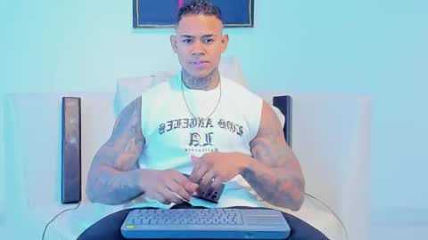 Snapshot of independent_project chatting on October 13, 6:02 am Jacobo online show from October 13, 6:02 am