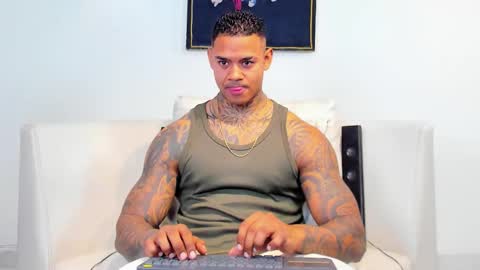 Snapshot of independent_project chatting on October 26, 6:52 am Jacobo online show from October 26, 6:52 am