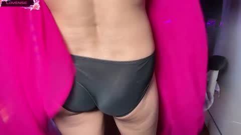 Ayesha online show from April 18, 7:58 pm