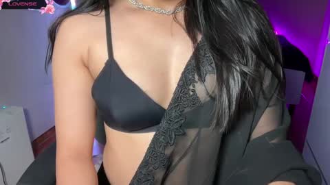 Ayesha online show from April 19, 6:10 pm