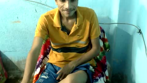Snapshot of indian_bengali_boy chatting on October 5, 2:48 pm Suman Leo online show from October 5, 2:48 pm