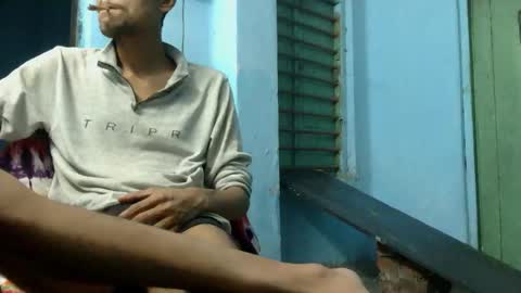Snapshot of indian_bengali_boy chatting on October 26, 8:04 pm Suman Leo online show from October 26, 8:04 pm