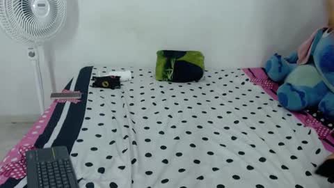 Snapshot of indian_horny_ chatting on February 10, 6:45 pm Indian online show from February 10, 6:45 pm