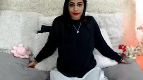 Jazmin online show from March 22, 12:58 am