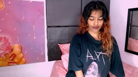 Snapshot of indianangelx chatting on December 15, 9:24 am indianangelx online show from December 15, 9:24 am