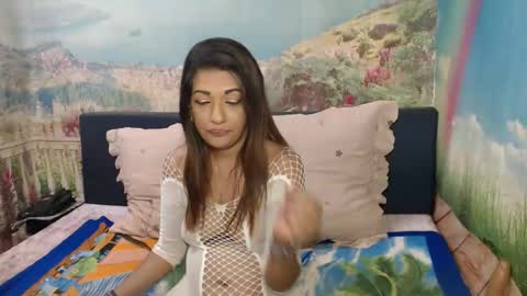 Snapshot of indianaqua23 chatting on October 4, 6:00 am Alisha online show from October 4, 6:00 am