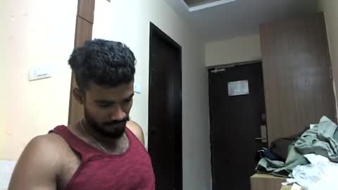 Snapshot of indianbull2023 chatting on July 1, 7:13 pm indian slim boy with big for u online show from July 1, 7:13 pm