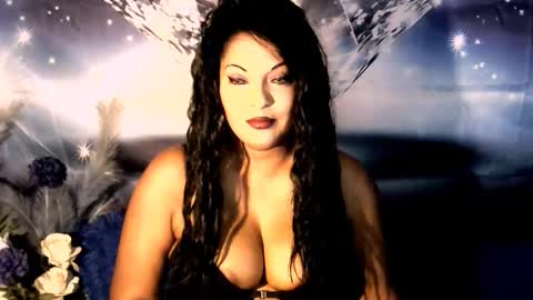 Lucy online show from September 26, 7:18 pm