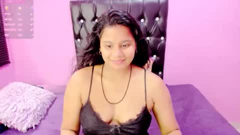 Snapshot of indianflame chatting on February 8, 9:24 am PARADISEQUEEN online show from February 8, 9:24 am