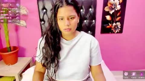 Snapshot of indianflame chatting on February 21, 7:20 am PARADISEQUEEN online show from February 21, 7:20 am