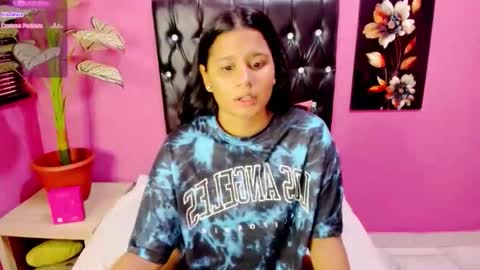 Snapshot of indianflame chatting on March 3, 7:58 am PARADISEQUEEN online show from March 3, 7:58 am