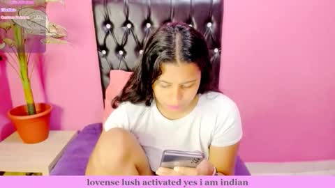 Snapshot of indianflame chatting on March 27, 2:28 pm PARADISEQUEEN online show from March 27, 2:28 pm