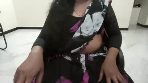 indiangirl2see online show from October 12, 4:17 pm