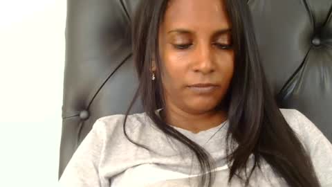 Snapshot of indianjasmin chatting on June 14, 7:54 am priya online show from June 14, 7:54 am