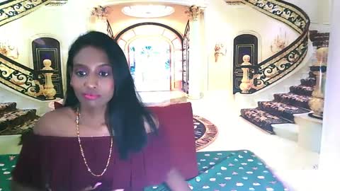 Leah online show from December 27, 10:05 pm