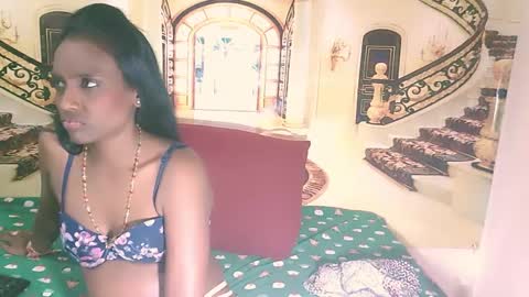 Leah online show from December 29, 2:38 am