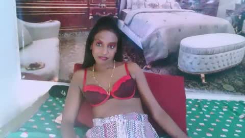 Leah online show from December 29, 8:48 pm