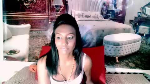 Leah online show from January 3, 7:38 am