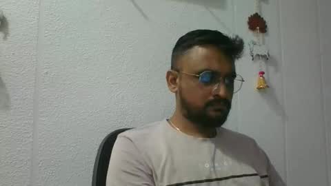 Indian lover online show from October 31, 4:35 am