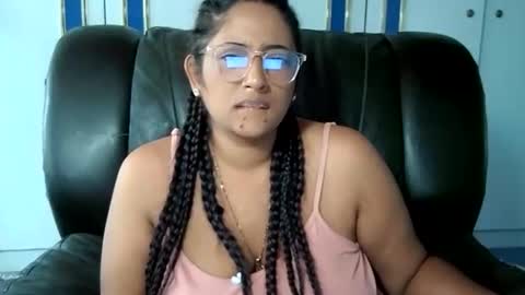 Indianpalgal69 online show from February 24, 12:26 pm