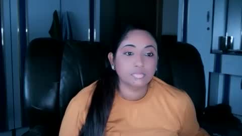 Indianpalgal69 online show from September 16, 3:13 pm