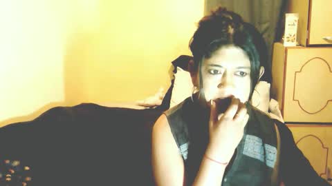 indianpleasures21 online show from April 10, 6:23 pm