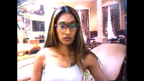 indianrebel4u2luv online show from October 11, 5:00 pm