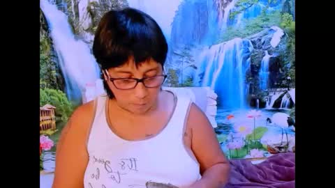 Snapshot of indianroxy07 chatting on January 9, 5:22 pm roxy online show from January 9, 5:22 pm