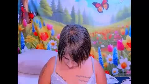 roxy online show from November 3, 5:25 pm