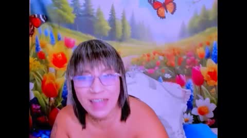 indianroxy27 online show from May 8, 6:46 pm
