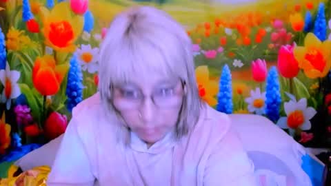 indianroxy27 online show from July 1, 5:34 pm