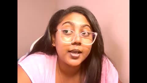 indianruby21 online show from April 13, 9:37 am