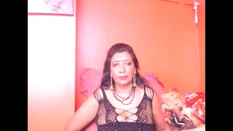 indiansarika65 online show from February 19, 4:08 am