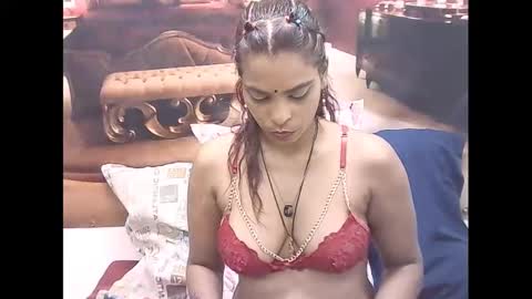 indiansexyass4u2luv online show from January 5, 3:13 pm