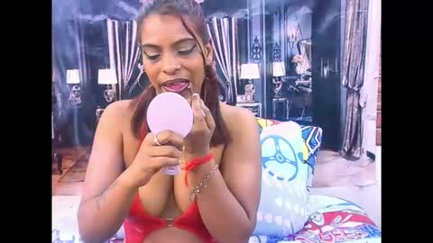 indiansexyass4u2luv online show from April 29, 9:32 pm