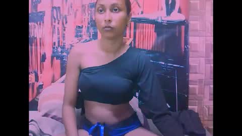 indiansexybutt4u2luv online show from January 11, 6:51 am