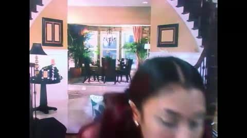 indiansexybutt4u2luv online show from May 12, 6:21 am