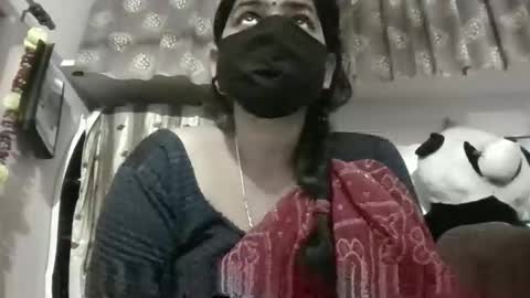 indiansexyqueen online show from February 6, 6:44 pm